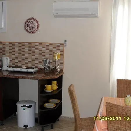 Apartment Kuecuek Cakil Kas